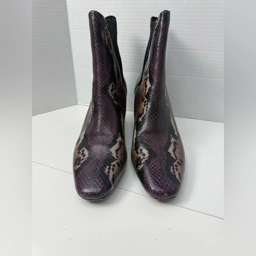 Donald J. Pliner Austen Snake-Embossed Leather Pointed Toe Chelsea Ankle boots